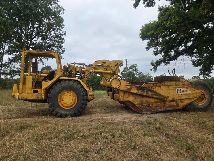 caterpillar-621-image-4