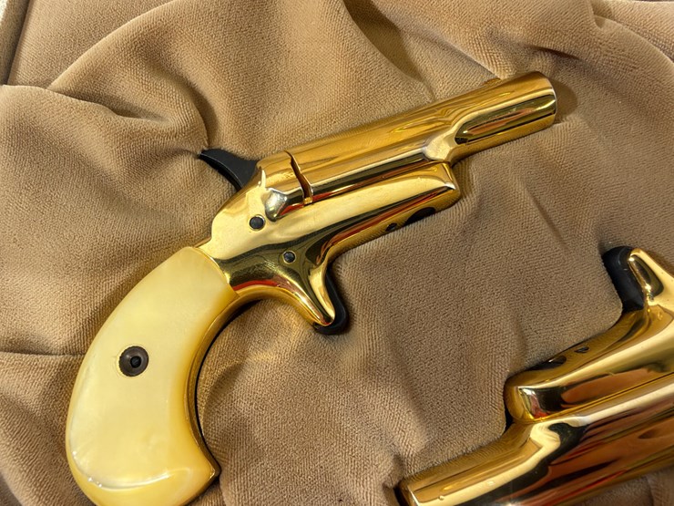 #23-•-set-of-colt-lady-derringer-pistols-image-5