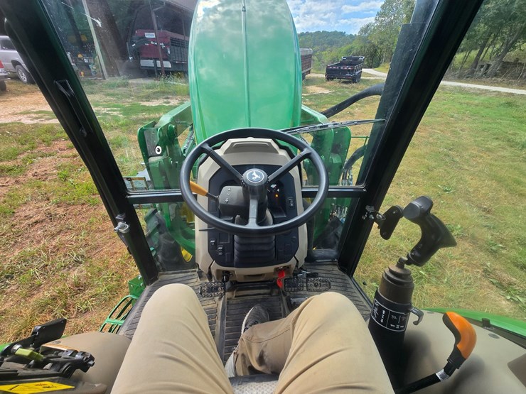 2023-john-deere-fc12e-image-47