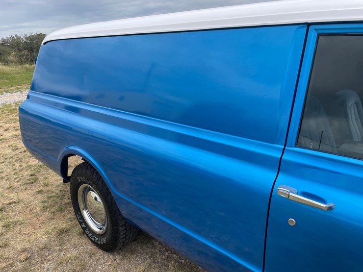 1967-chevrolet-c20-image-34