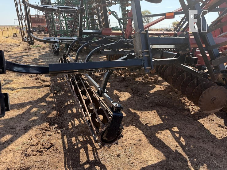 case-ih-true-tandem-330-turbo-image-15
