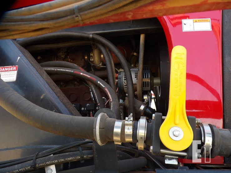 2017-case-ih-patriot-3340-image-54