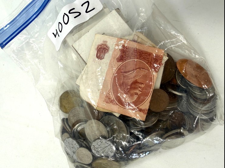 #40052-•-canada-and-foreign-coins-image-2