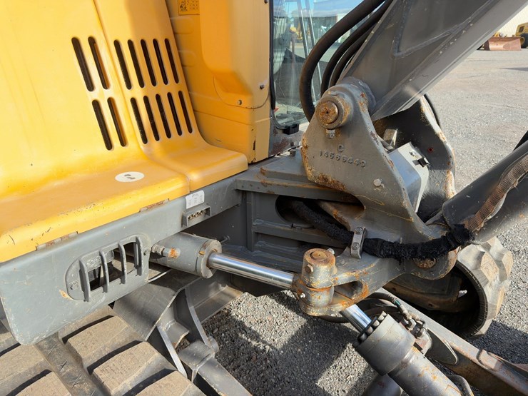 2008-volvo-ec55b-image-18