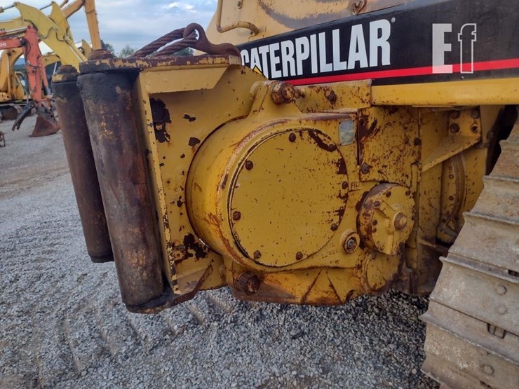 2006-caterpillar-d5n-xl-image-36