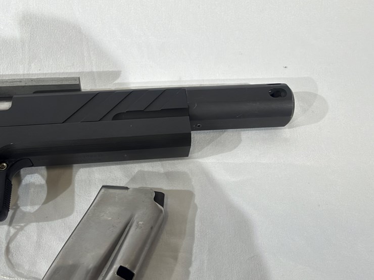 #5-•-sti-international-2011-pistol-image-41