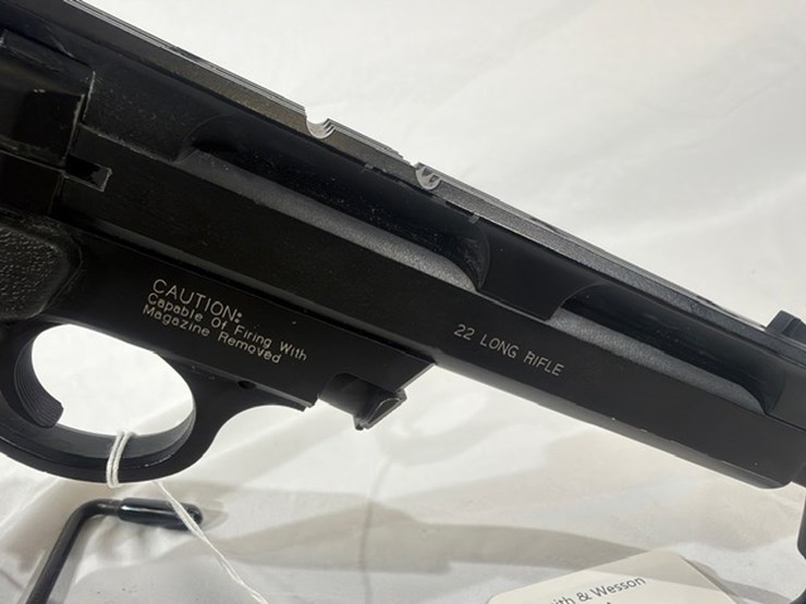 #16-•-smith-&-weson-22a-pistol-image-23