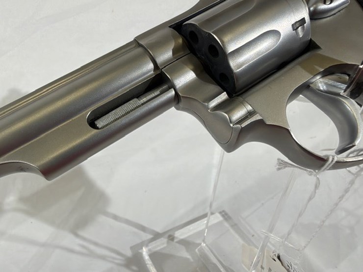 #21-•-taurus-980-revolver-image-13