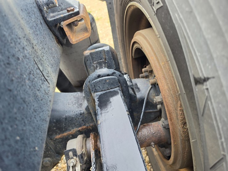 2018-peterbilt-389-image-113