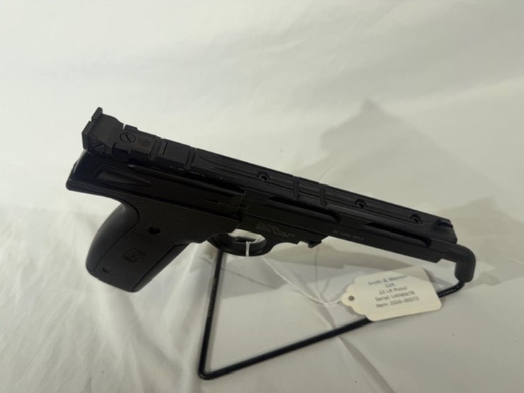 #16-•-smith-&-weson-22a-pistol-image-25