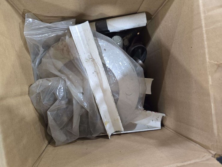 pallet-of-bearing-brackets,-fittings,-ends,-belts,-and-misc-image-3