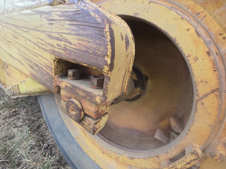 caterpillar-621-image-73