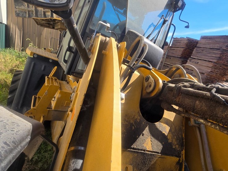 2015-caterpillar-914k-image-49