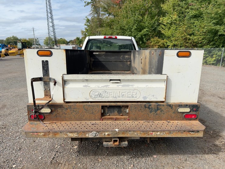 2015-gmc-sierra-3500hd-image-4