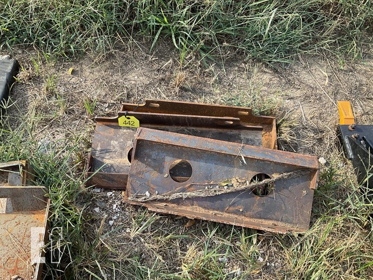 unknown-mini-skidsteer-plates-442-image-1