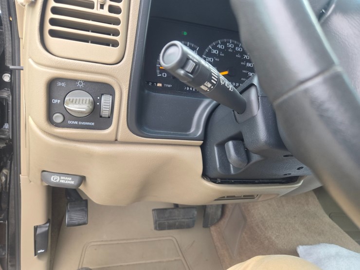 1998-chevrolet-k1500-image-44