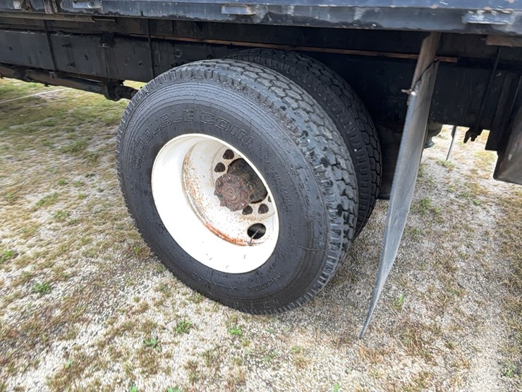 2016-international-durastar-4300-image-8