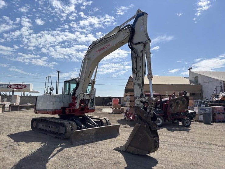 takeuchi-tb1140-image-2