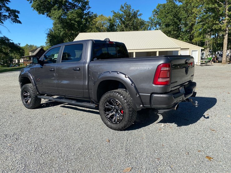 #7082-•-2021-dodge-ram-black-widow-bighorn-sport-(has-wi-title-in-delay)-(holcombe,-wi)-image-11
