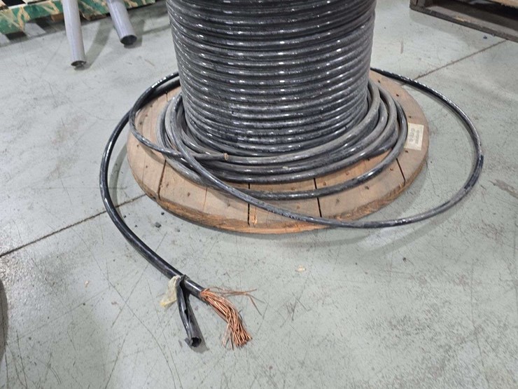 hd-roll-of-thick-heavy-hauge-multi-stranded-copper-electrical-wire,-image-3