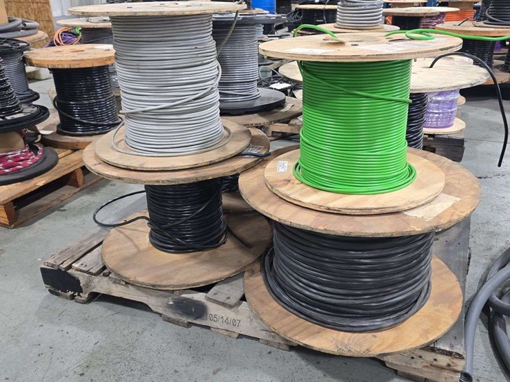 pallet-of-7-rolls-of-cable-ethernet,-18awg,-csa-lls-cable-wire,-and-misc-electrical-wire-image-1