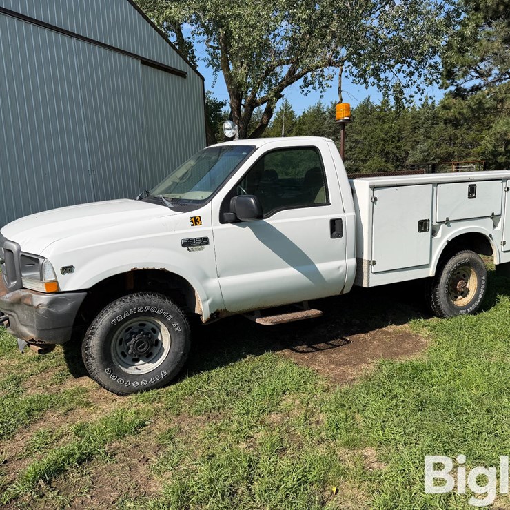 2002 FORD F350 XL