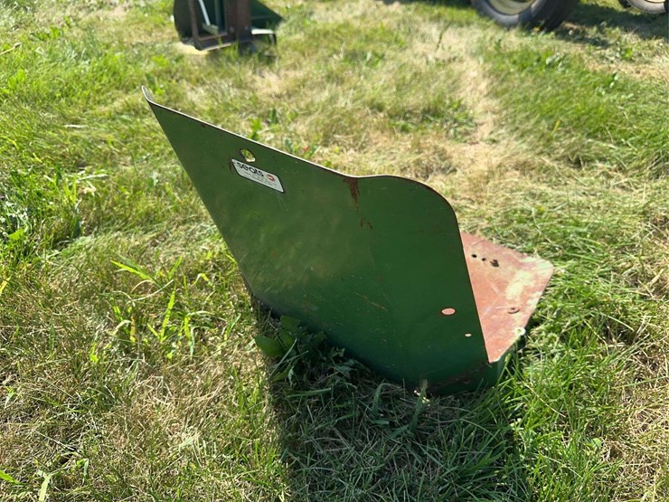 john-deere-seat-pan-image-4