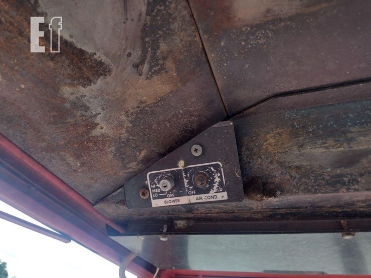 massey-ferguson-1085-image-13