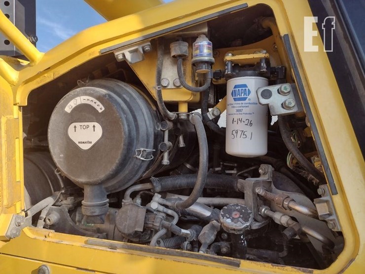 komatsu-d51pxi-24-image-24