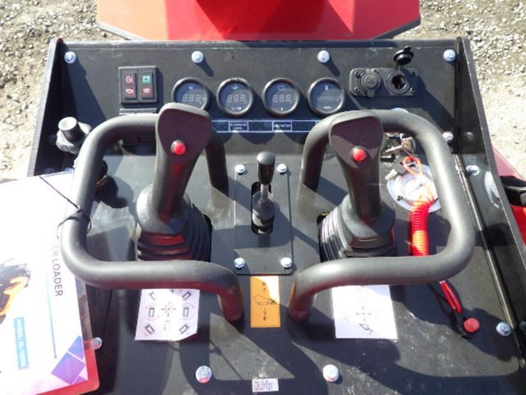 2026-sdlool-1050k-skid-steer-tracked-loader-image-12