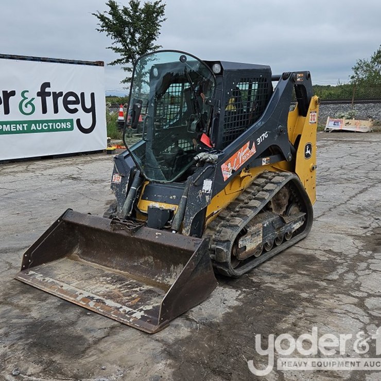 2019 DEERE 317G