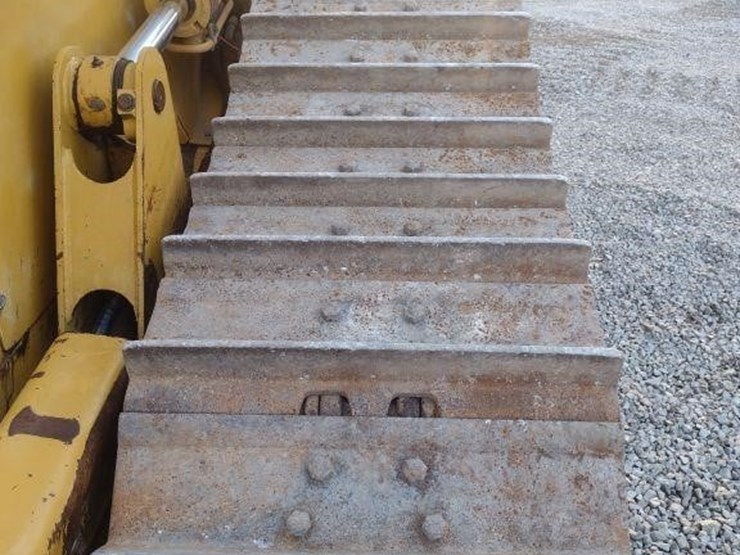 2006-caterpillar-d5n-xl-image-19