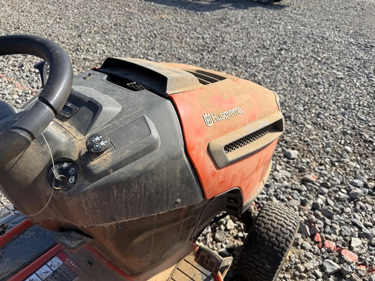 husqvarna-yth24v54-image-16