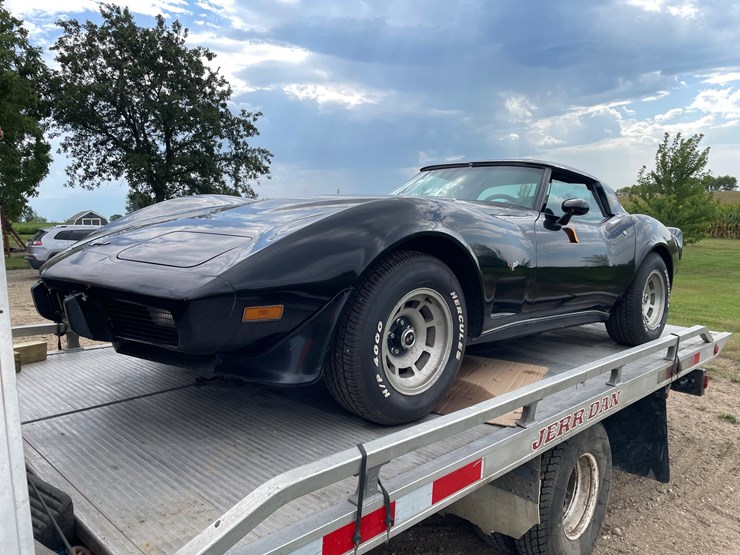 #9074-•-1979-chevrolet-corvette-l-48-(has-mn-title)-(huchinson,-mn)-image-1