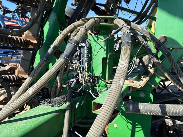 john-deere-1890-image-9