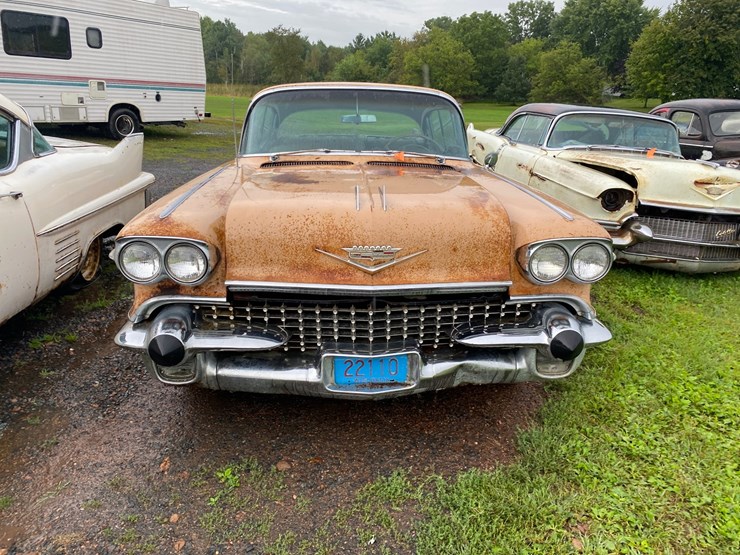 #7475-•-1958-cadillac-sedan-de-ville-(has-wi-title)-(arpin,-wi)-image-2