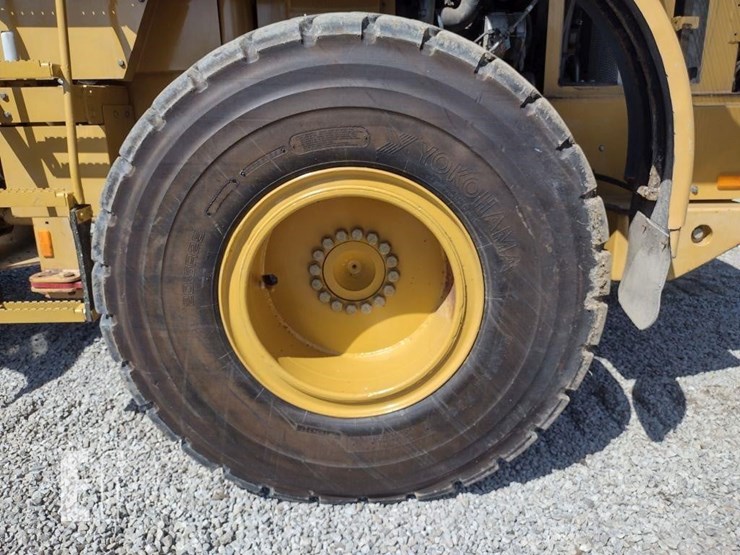 2006-caterpillar-930g-image-17