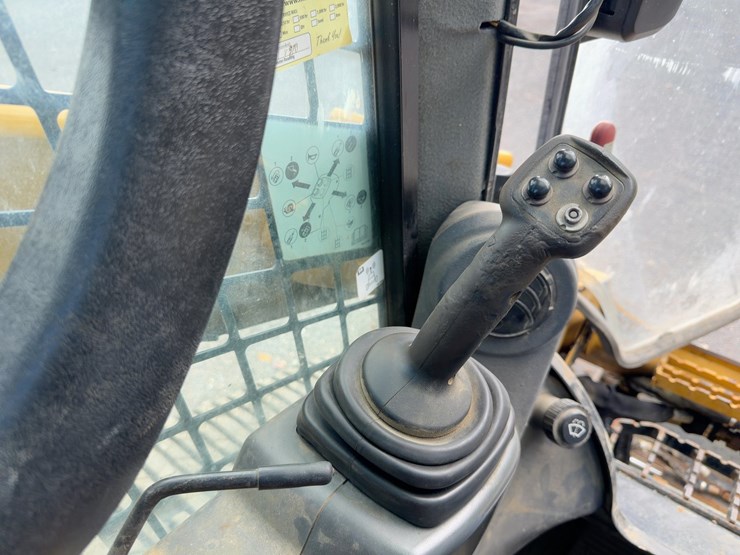 2018-caterpillar-289d-image-22