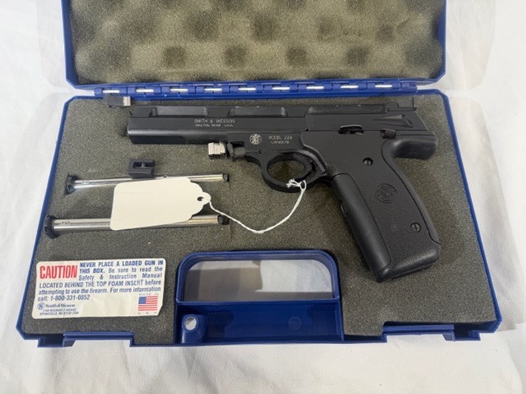 #16-•-smith-&-weson-22a-pistol-image-47