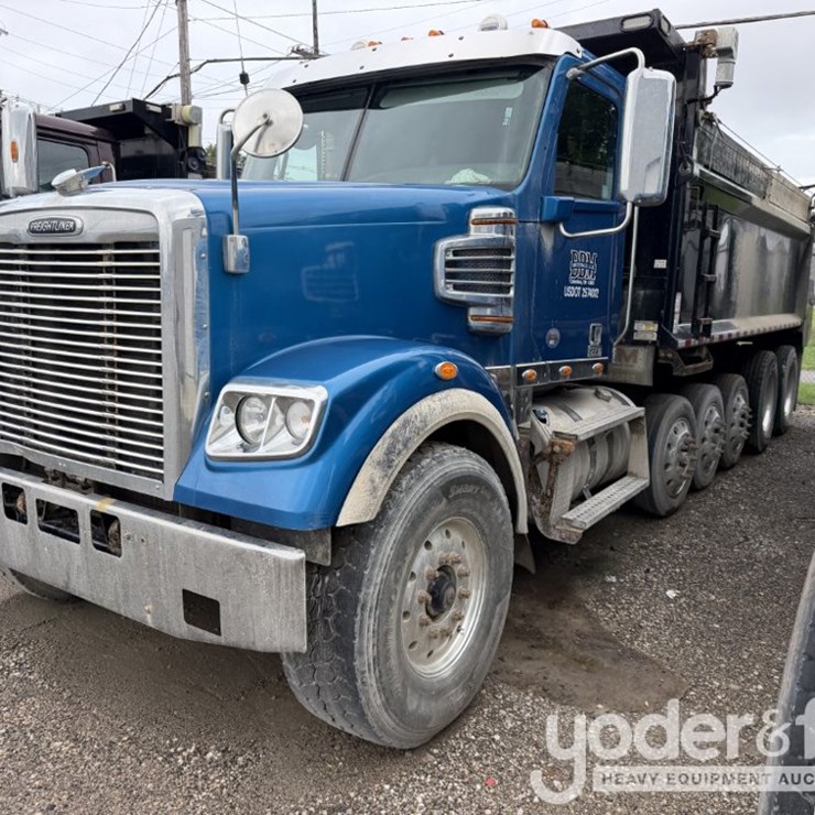 2019 FREIGHTLINER 122SD