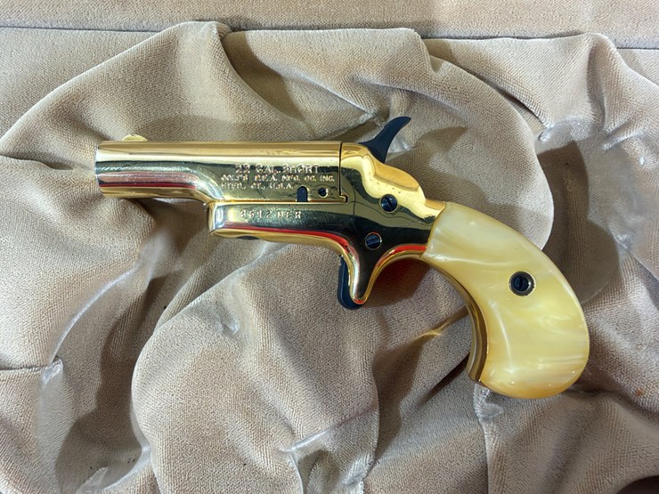 #23-•-set-of-colt-lady-derringer-pistols-image-7