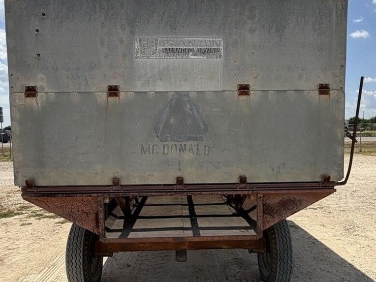l2--mcdonald-soy-bean-trailer-image-6