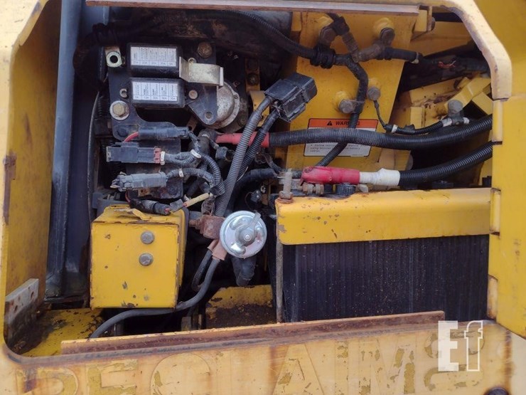 komatsu-d61ex-15e0-image-22