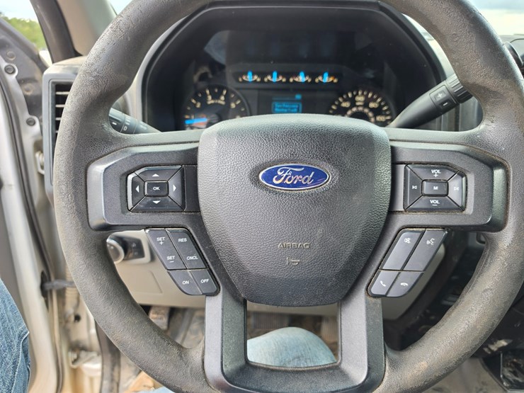 2016-ford-f150-image-45
