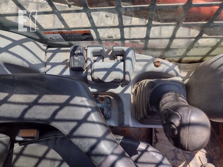 kubota-svl75-image-9