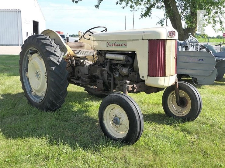 1956-ferguson-f40h-image-5