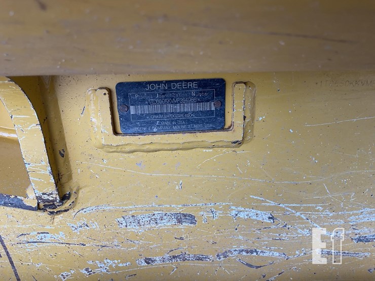 2021-deere-650k-lgp-image-19