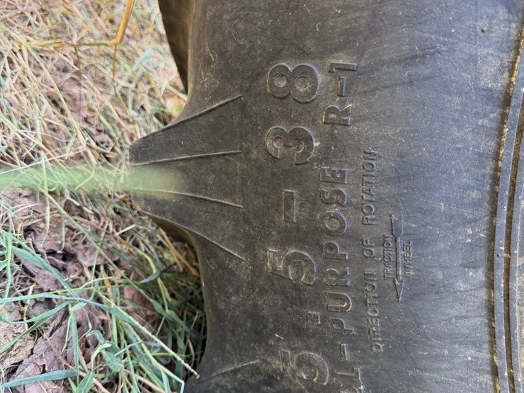 john-deere-4010-image-5