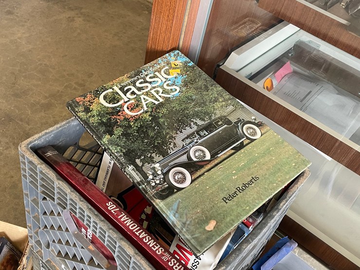 #1061-•-car,-textbooks,-shop-manuals-(on-site-in-las-cruces,-nm)-image-20