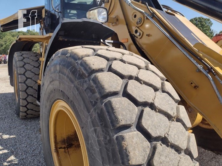 2006-caterpillar-930g-image-35